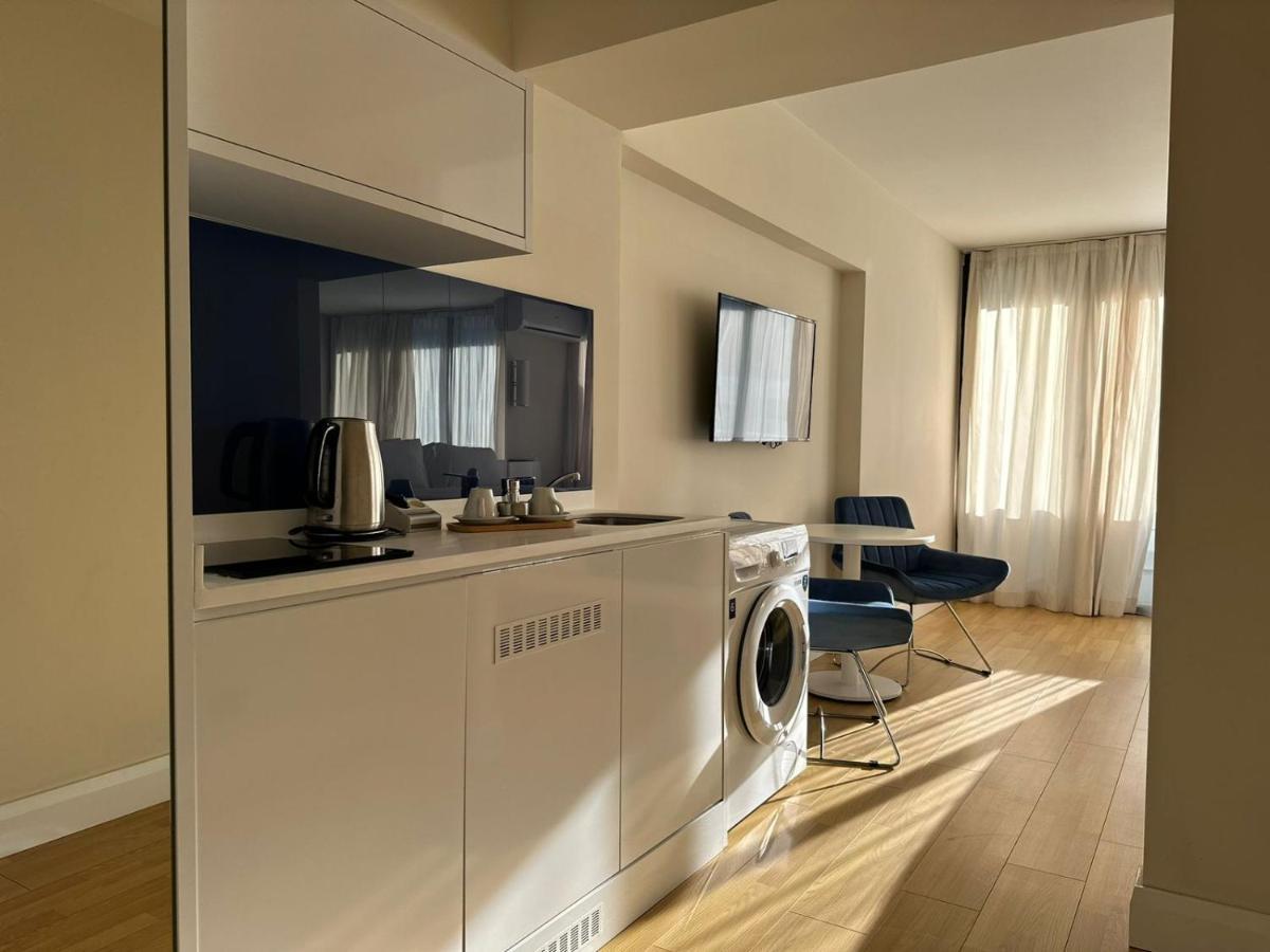 Orbi City Amazing Apartments バトゥーミ エクステリア 写真