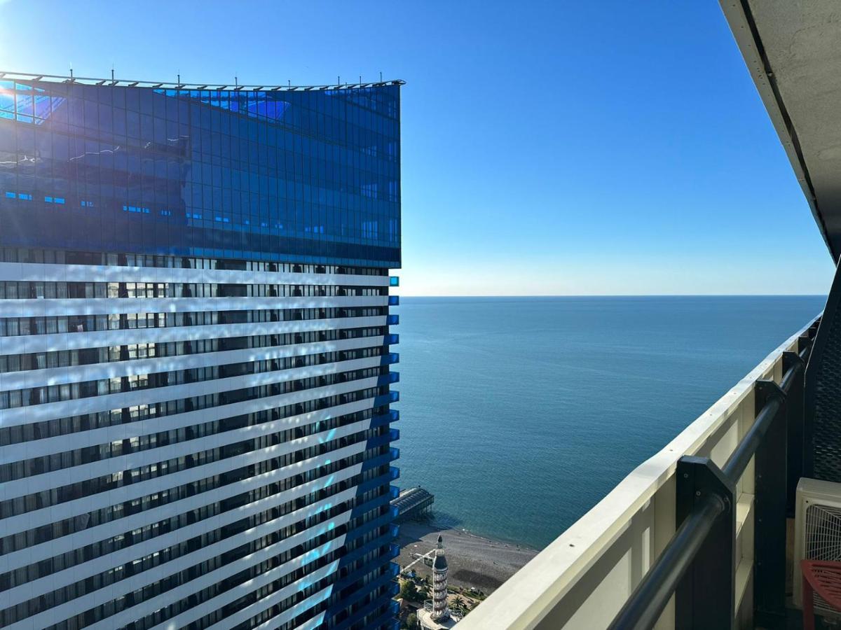 Orbi City Amazing Apartments バトゥーミ エクステリア 写真
